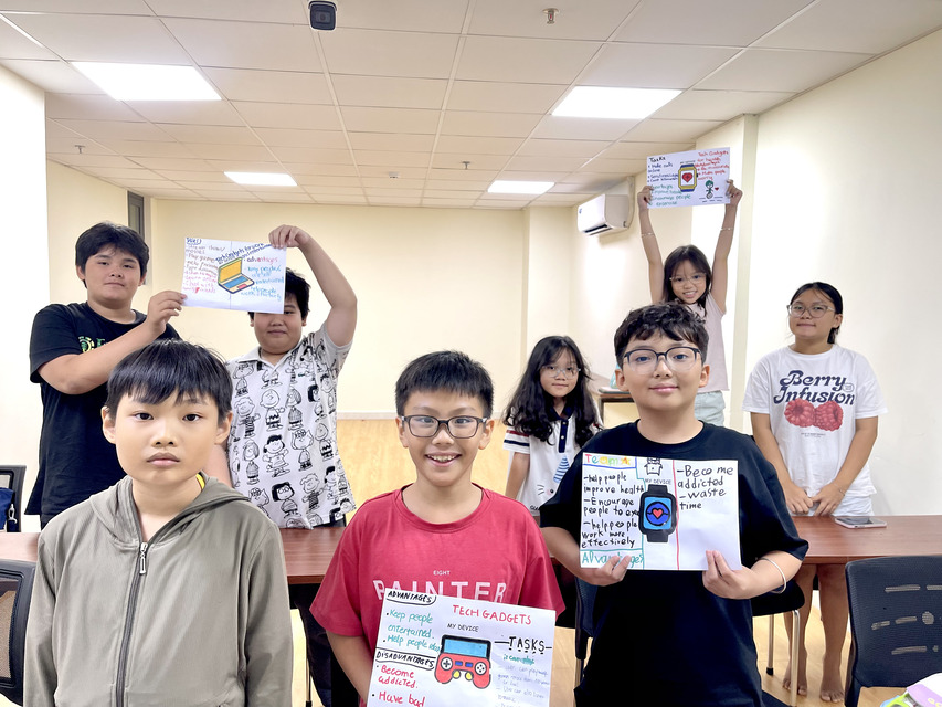 Không khí lớp học IELTS THCS 4