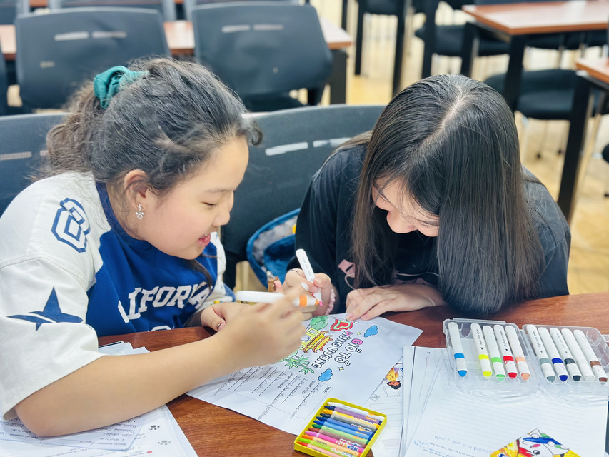 Không khí lớp học IELTS THCS 1